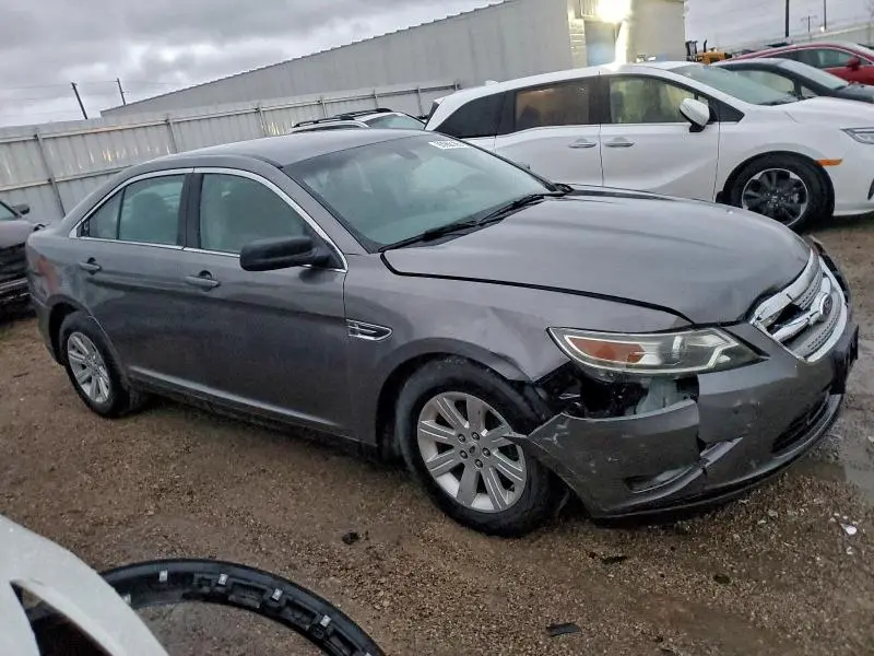2011 FORD TAURUS SE  