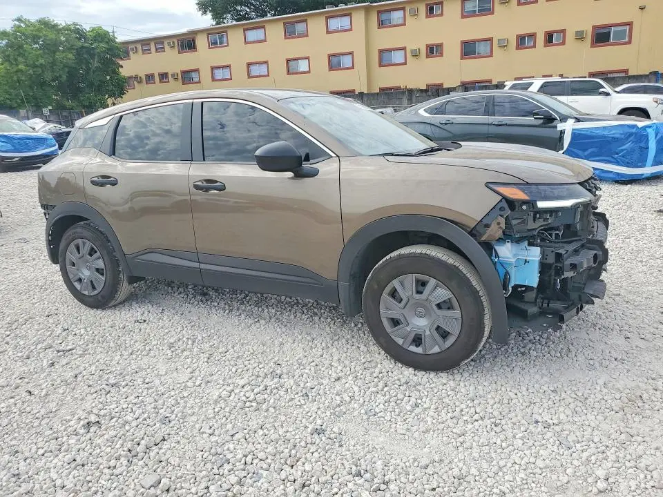 2025 NISSAN KICKS S  