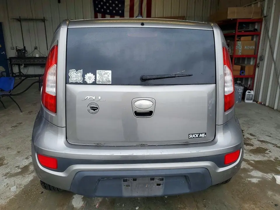 2013 KIA SOUL +  
