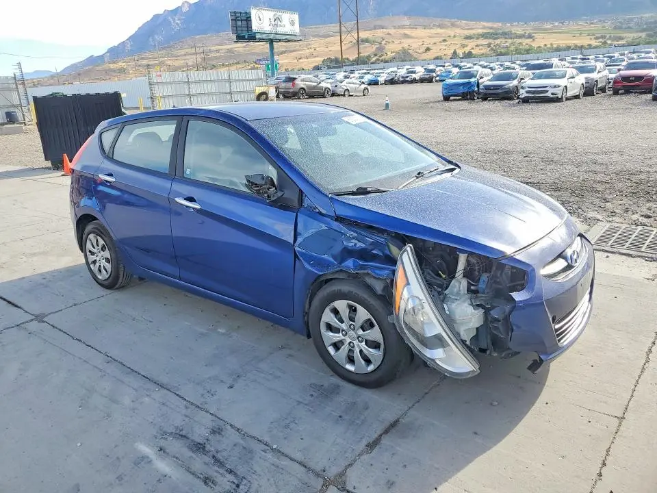 2016 HYUNDAI ACCENT SE  