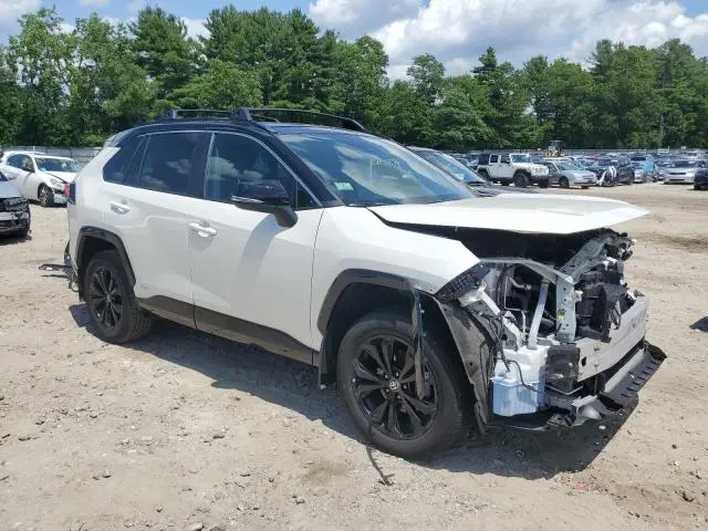 2022 TOYOTA RAV4 XSE  