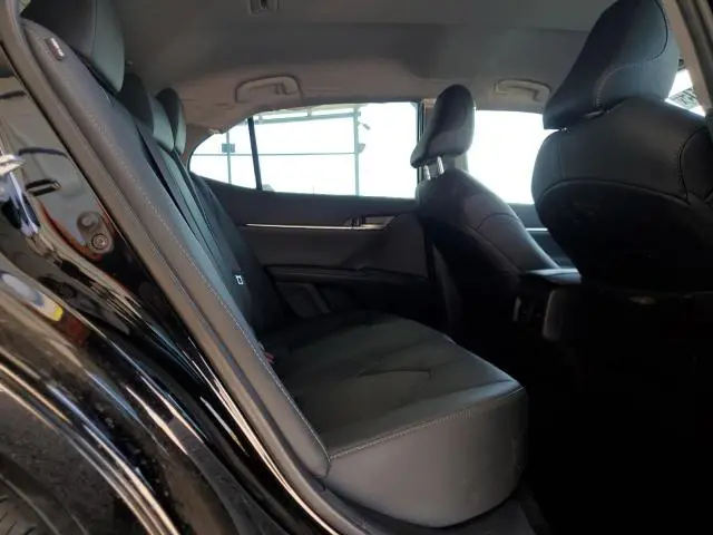 2024 TOYOTA CAMRY XLE
