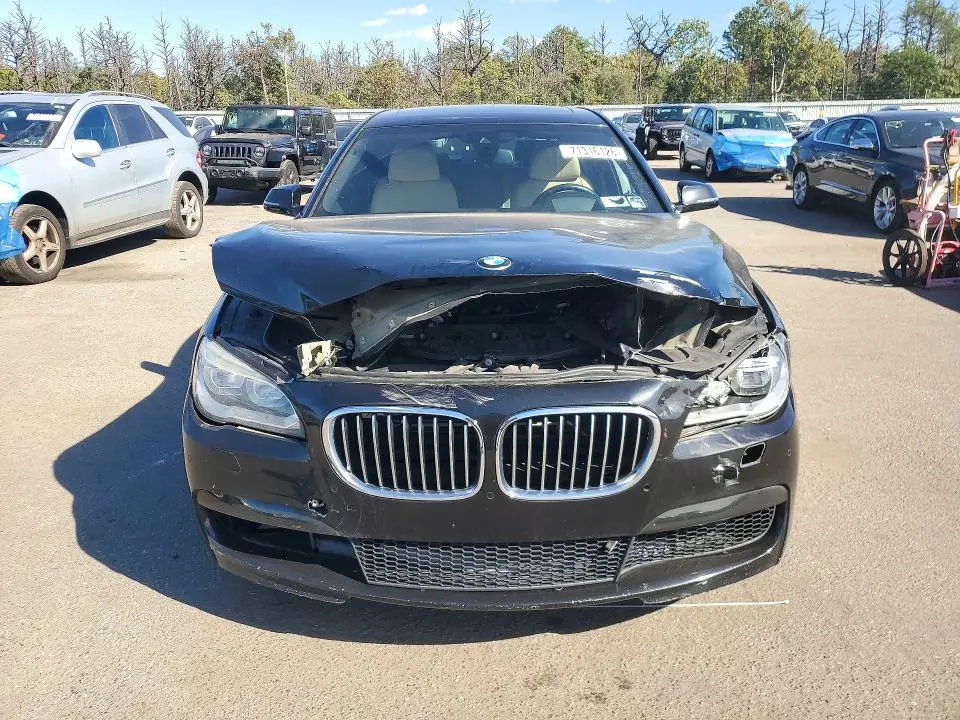 2013 BMW 750 LXI  