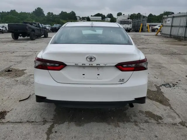 2022 TOYOTA CAMRY LE  