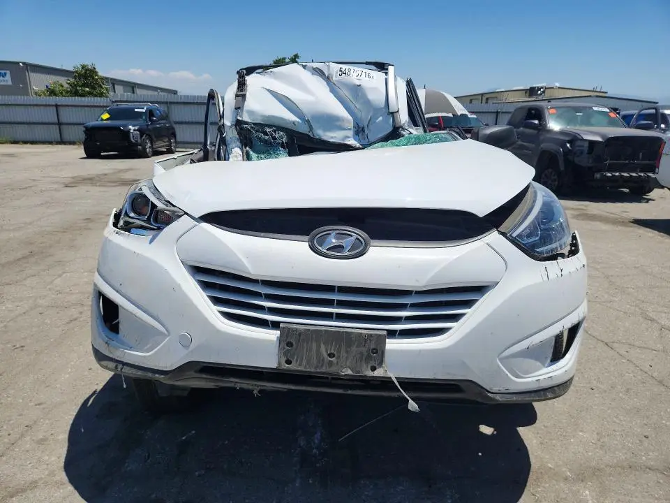 2015 HYUNDAI TUCSON SE  