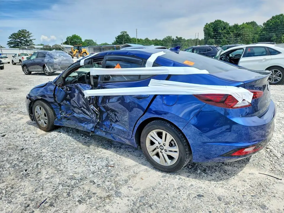2019 HYUNDAI ELANTRA SEL  
