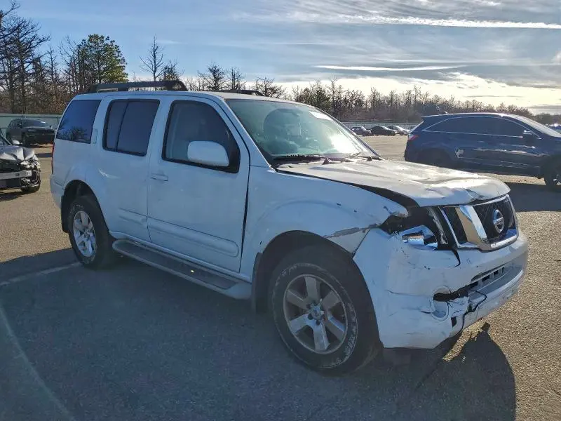 2012 NISSAN PATHFINDER S  