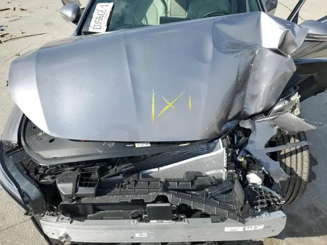2025 GENESIS G70 BASE  