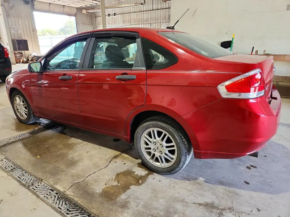2010 FORD FOCUS SE  