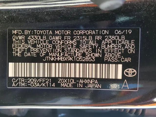 2019 TOYOTA C-HR XLE  