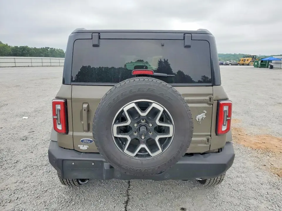 2025 FORD BRONCO OUTER BANKS  