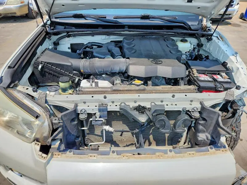2012 TOYOTA 4RUNNER SR5  