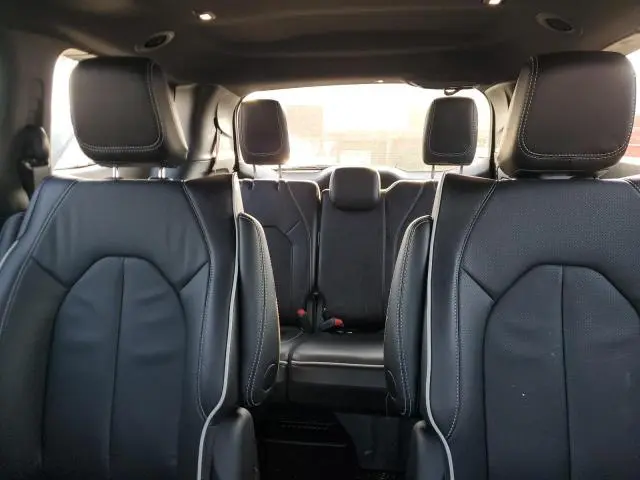 2025 CHRYSLER PACIFICA HYBRID SELECT  