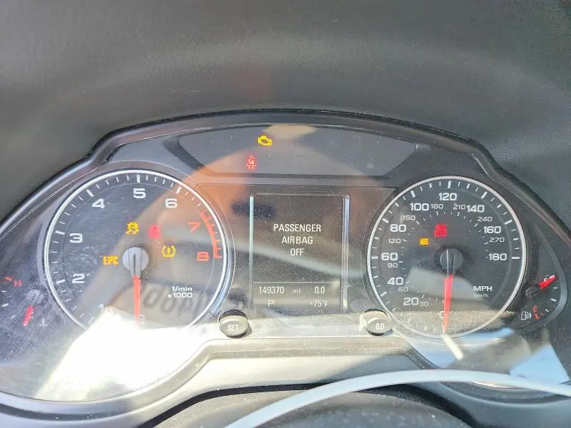 2011 AUDI Q5 PREMIUM PLUS  