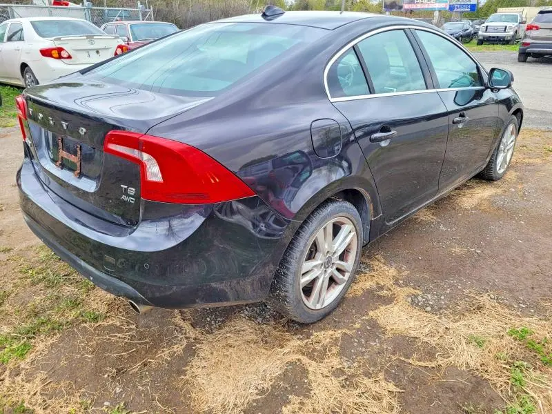 2011 VOLVO S60 T6  