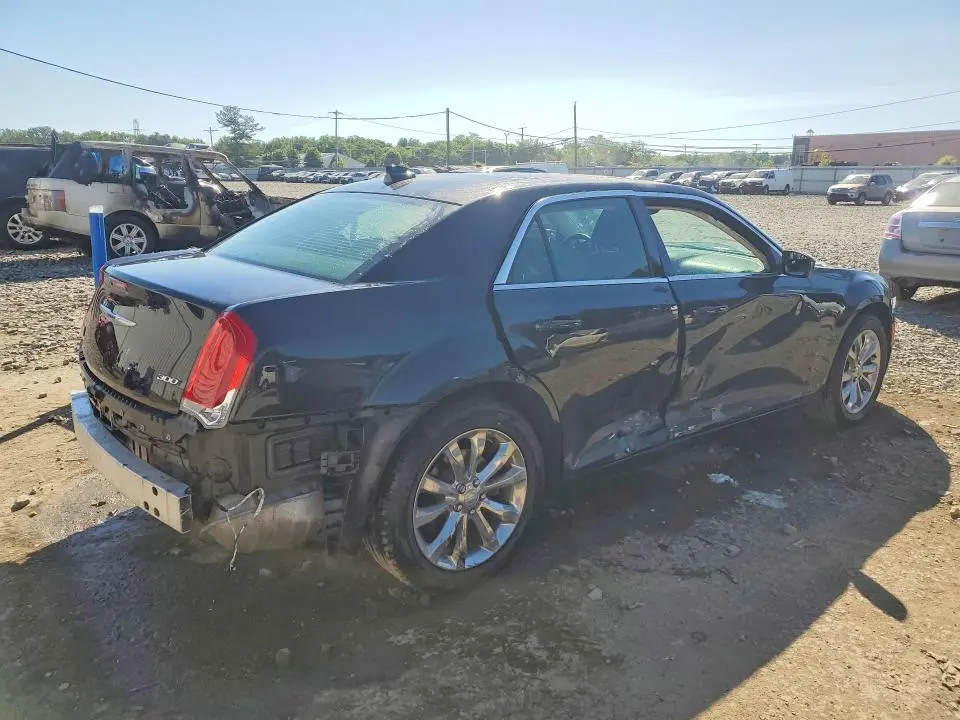 2019 CHRYSLER 300 TOURING  