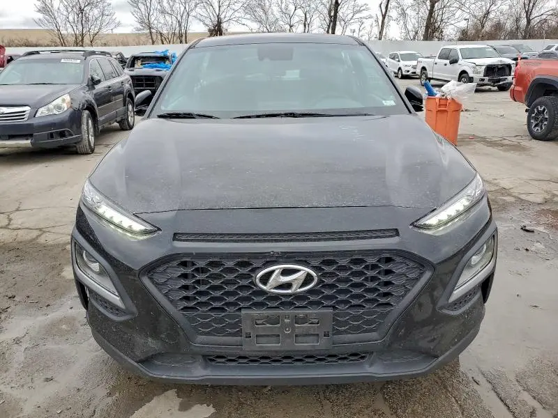 2020 HYUNDAI KONA SE  