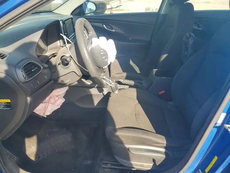 2018 HYUNDAI ELANTRA GT BASE  
