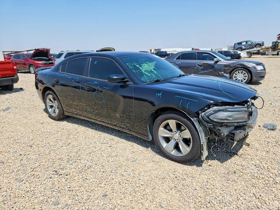 2015 DODGE CHARGER SXT  