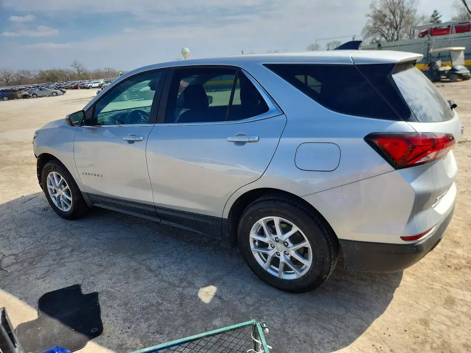 2022 CHEVROLET EQUINOX LT  