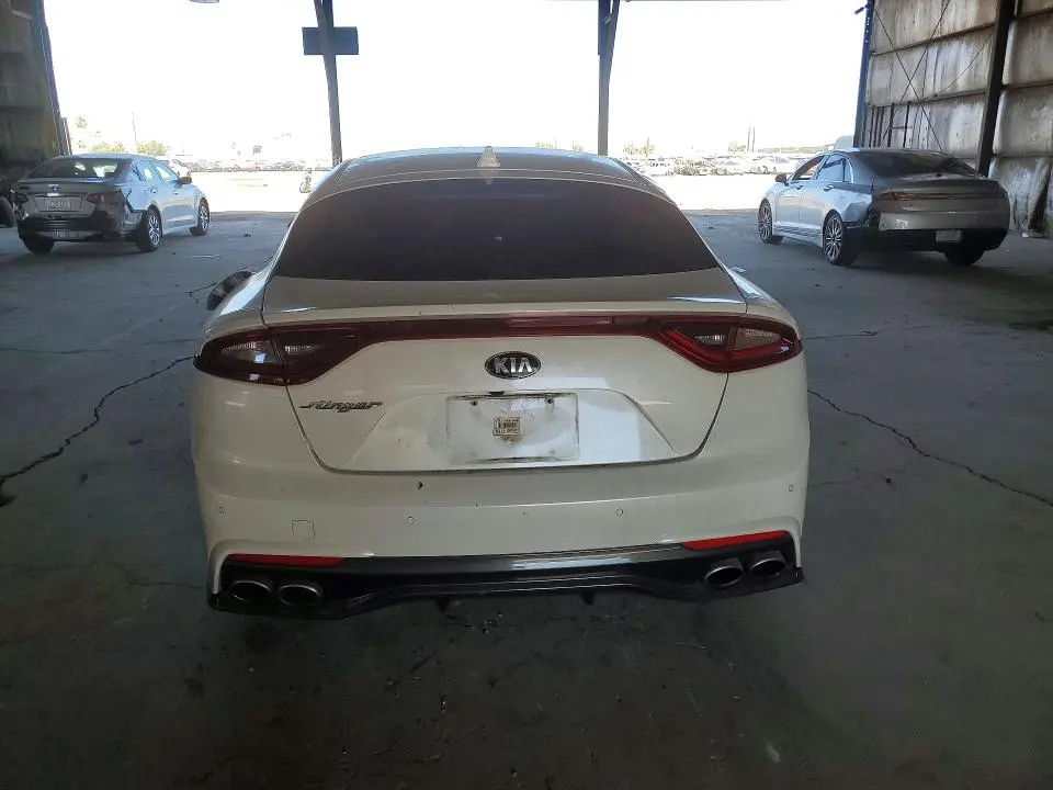 2019 KIA STINGER BASE  