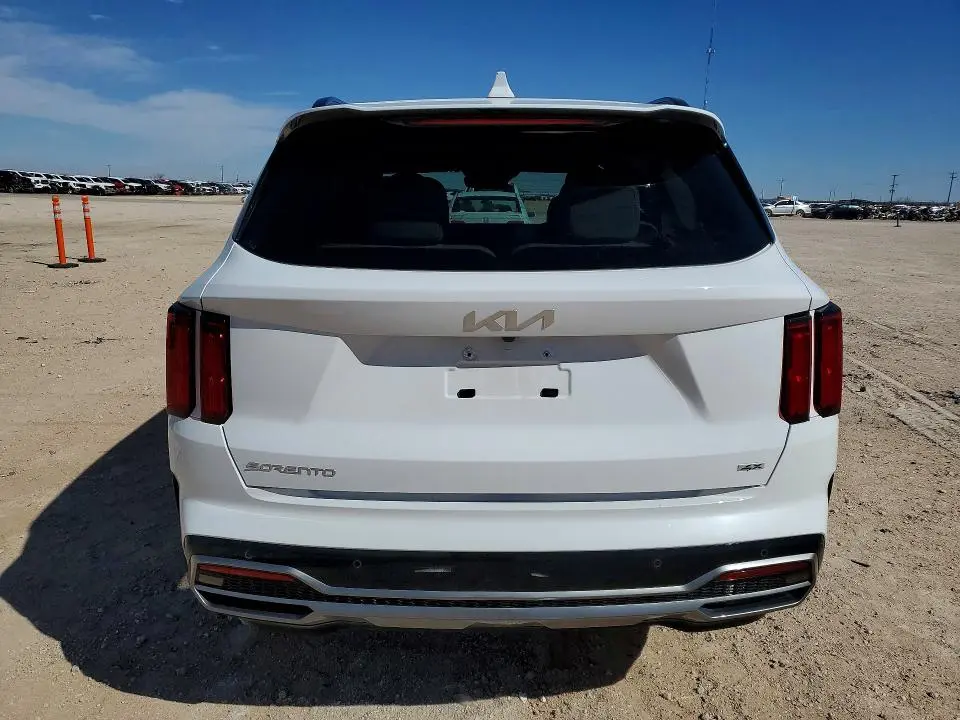 2023 KIA SORENTO SX  