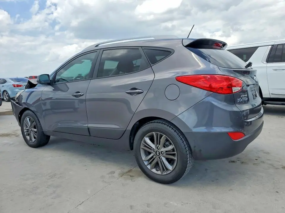 2015 HYUNDAI TUCSON SE  