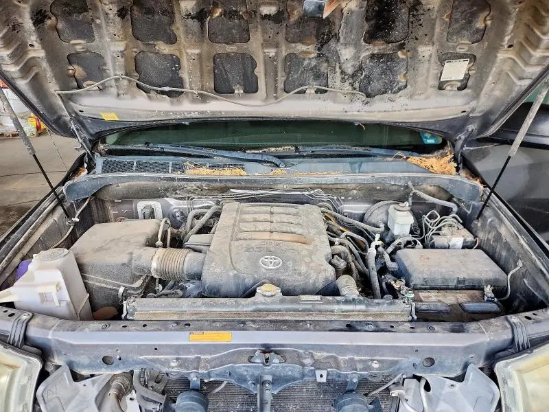 2011 TOYOTA TUNDRA DOUBLE CAB SR5  