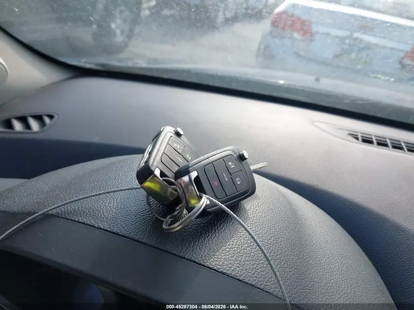 2013 CHEVROLET CRUZE LS AUTO