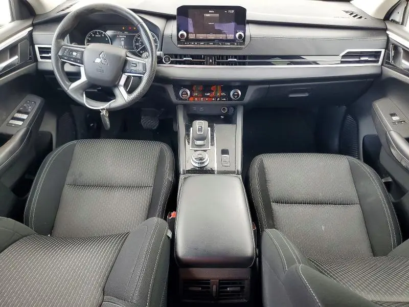2022 MITSUBISHI OUTLANDER ES  