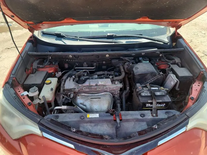 2016 TOYOTA RAV4 XLE  