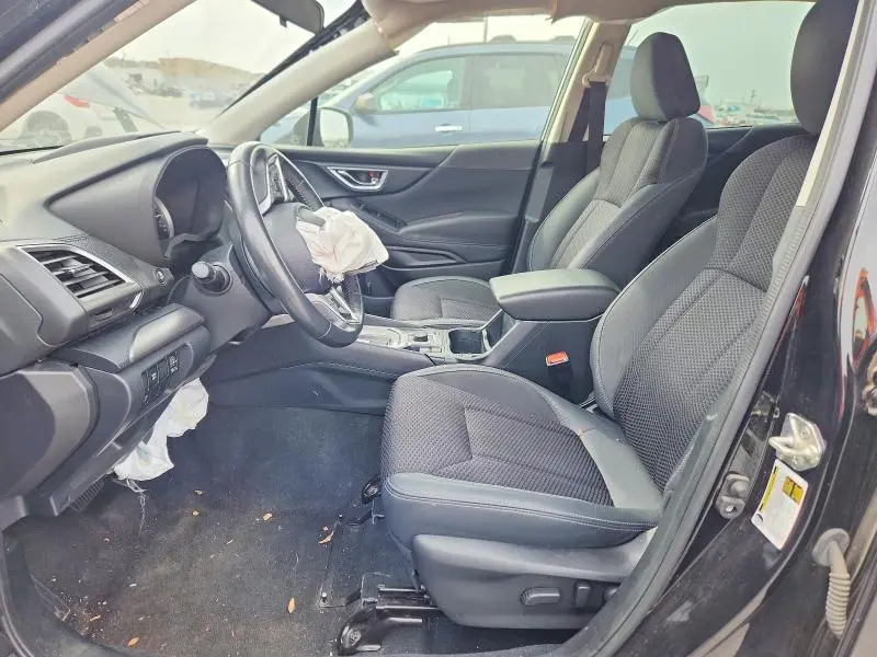 2022 SUBARU FORESTER PREMIUM  