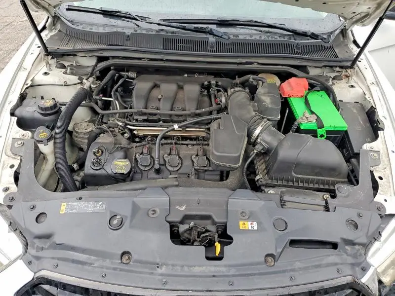 2013 FORD TAURUS SE  