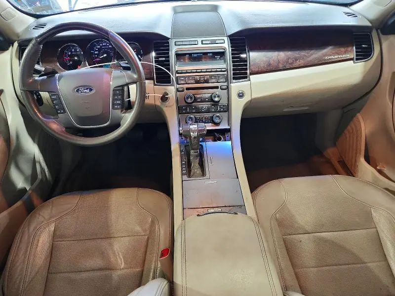 2011 FORD TAURUS LIMITED  