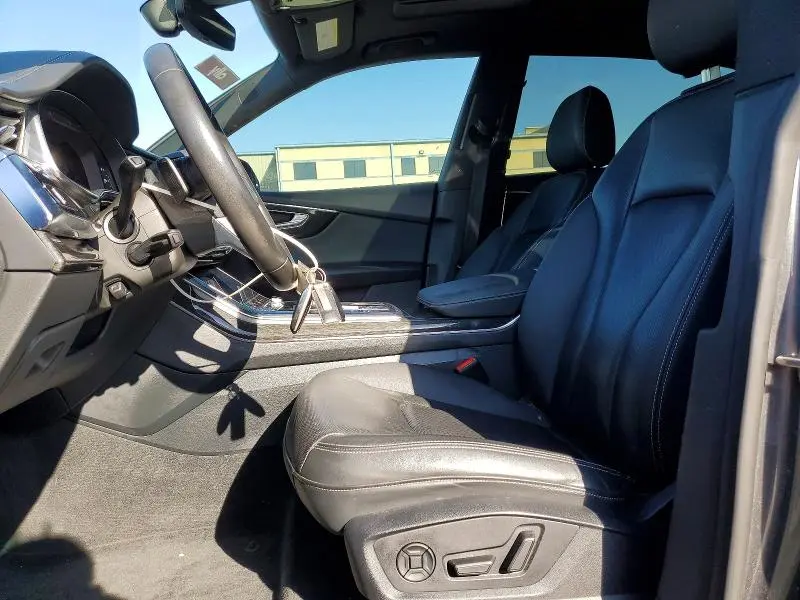 2020 AUDI Q8 PRESTIGE S-LINE  