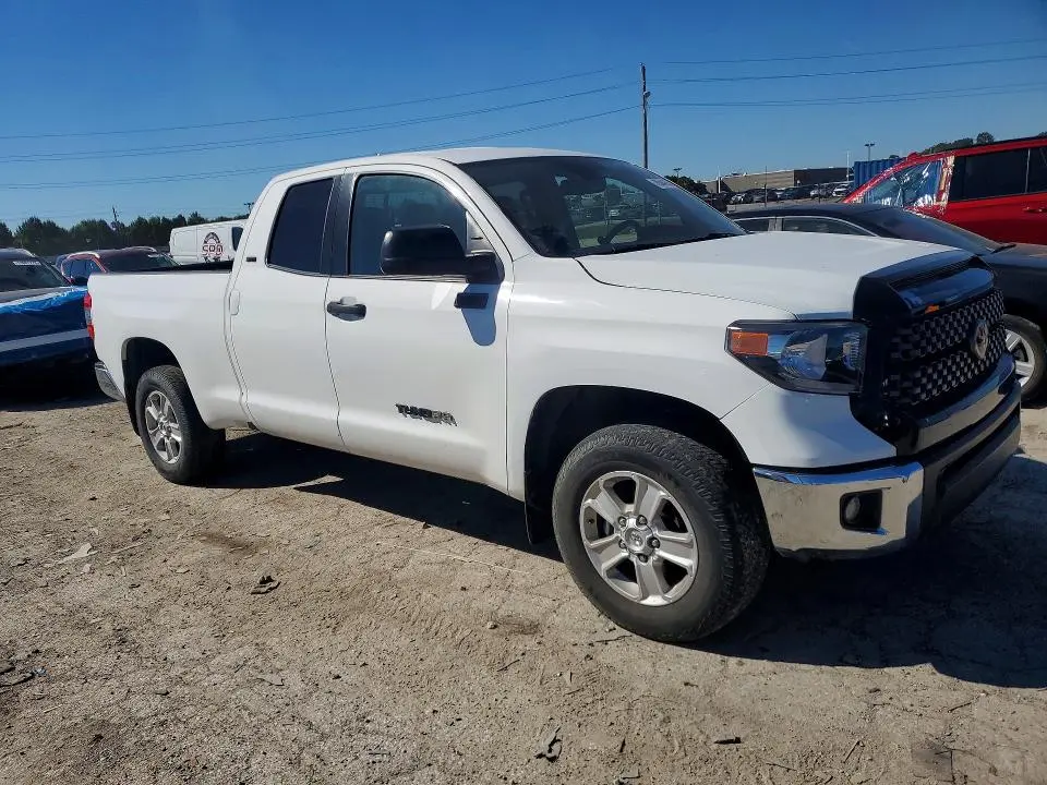 2020 TOYOTA TUNDRA SR5  