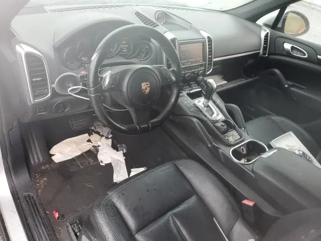 2012 PORSCHE CAYENNE   