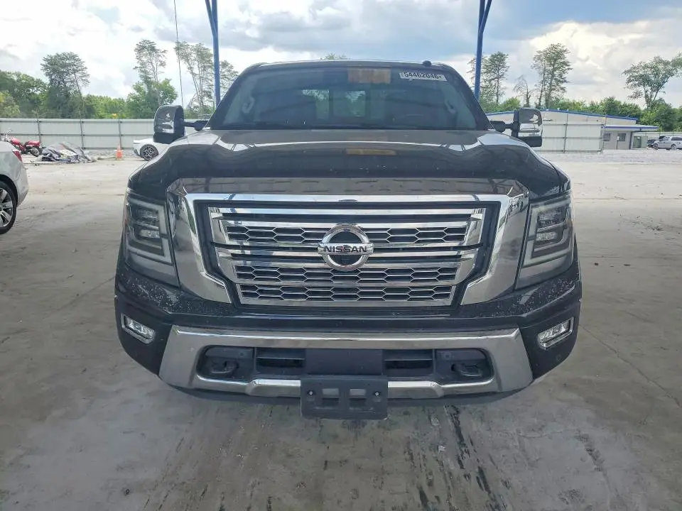 2021 NISSAN TITAN SL  