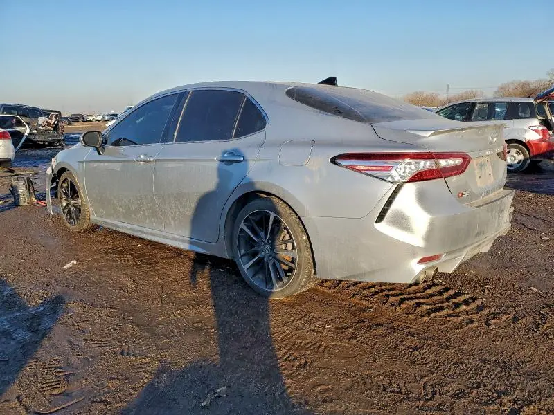 2020 TOYOTA CAMRY XSE  