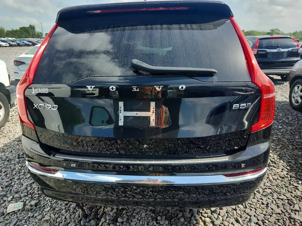 2023 VOLVO XC90 PLUS  