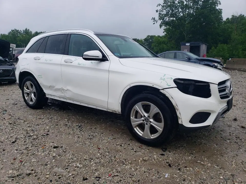2018 MERCEDES-BENZ GLC 300 4MATIC  