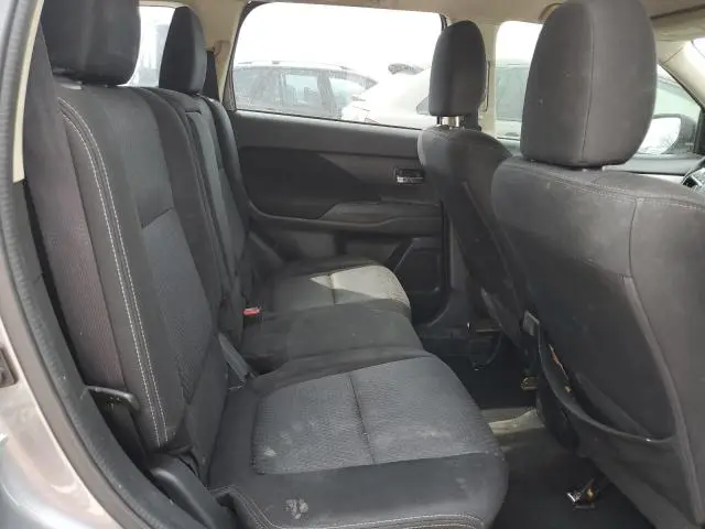 2017 MITSUBISHI OUTLANDER SE  