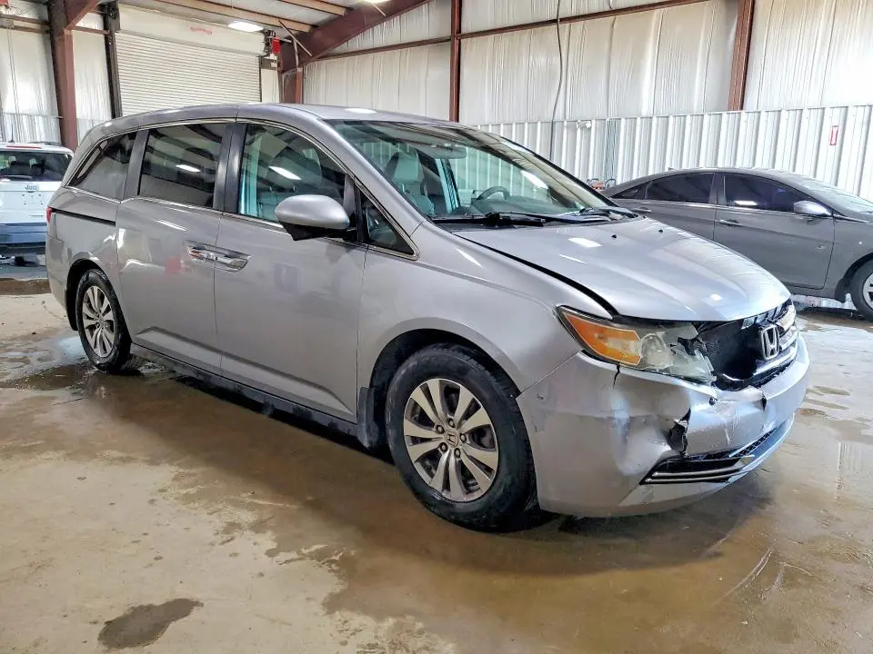 2016 HONDA ODYSSEY SE  