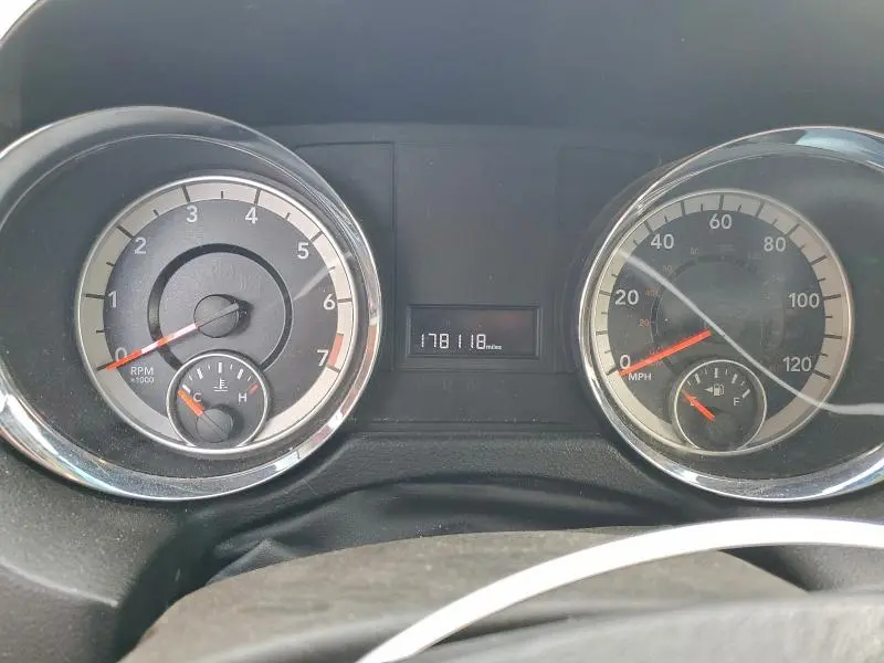 2011 DODGE GRAND CARAVAN EXPRESS  