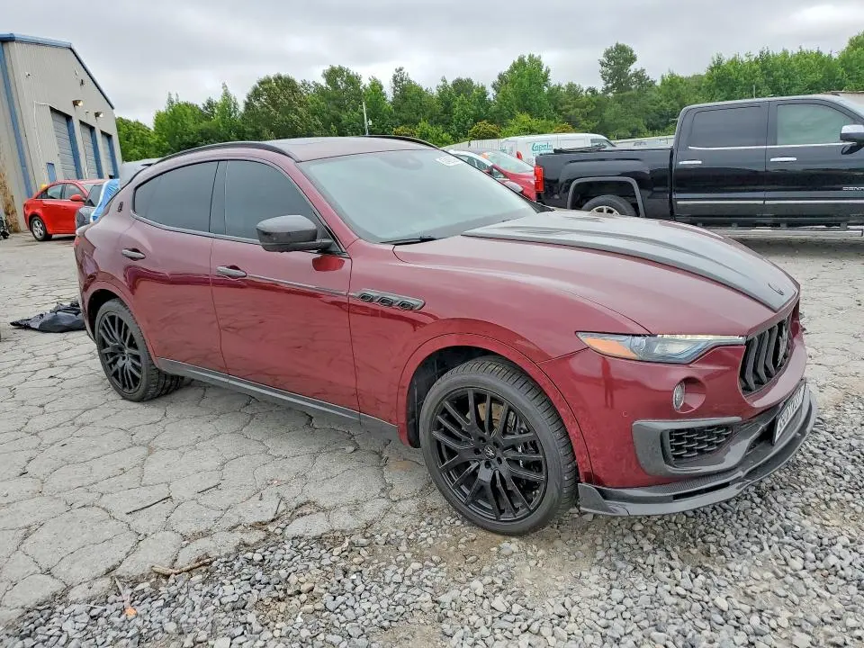 2017 MASERATI LEVANTE S SPORT  