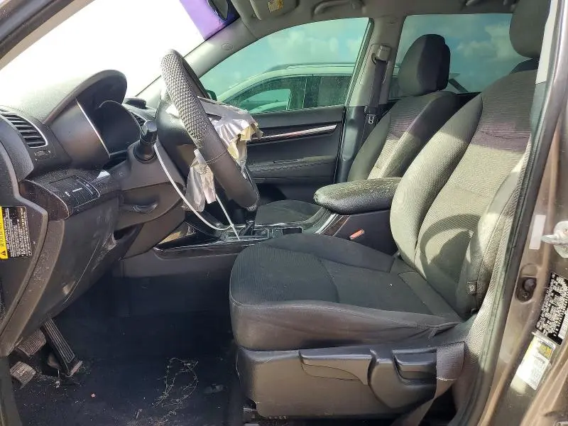 2014 KIA SORENTO LX  