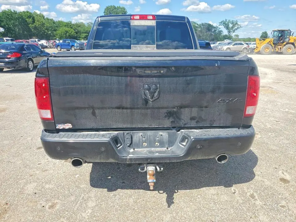 2018 RAM 1500 SLT  