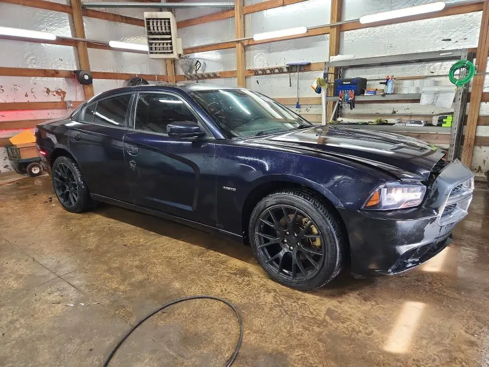 2011 DODGE CHARGER R  