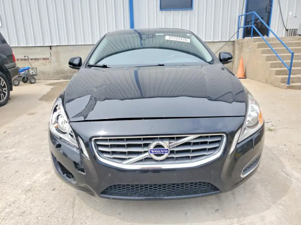 2012 VOLVO S60 T5  