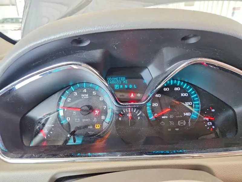 2014 CHEVROLET TRAVERSE LT  